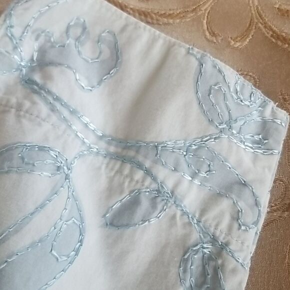 4@30.00 or 20.00:LADIES Blouse by GISELLA - Picture 12 of 16